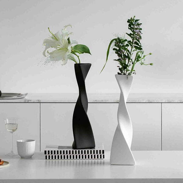 Vaso Decorativo Helix em Cerâmica Minimalista