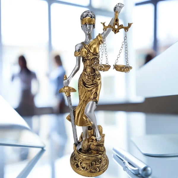 Dama da Justiça Decorativa Advocacia Resina Premium